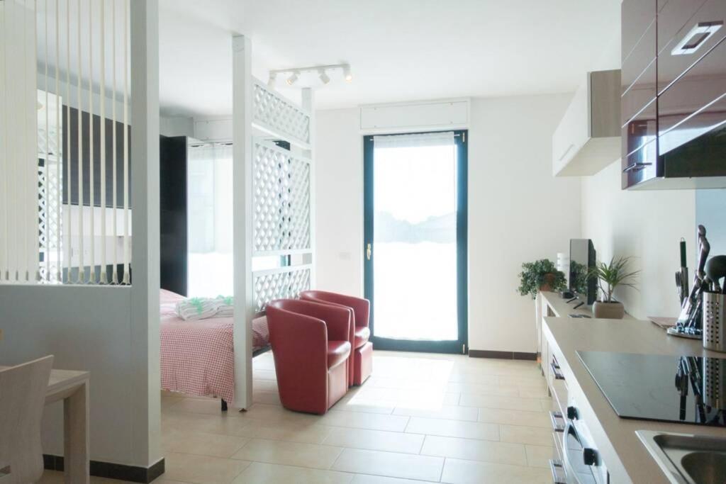 ססטו קלנדה Apartment Victoria, Cozy Studio Flat Near Leonardo Academy מראה חיצוני תמונה