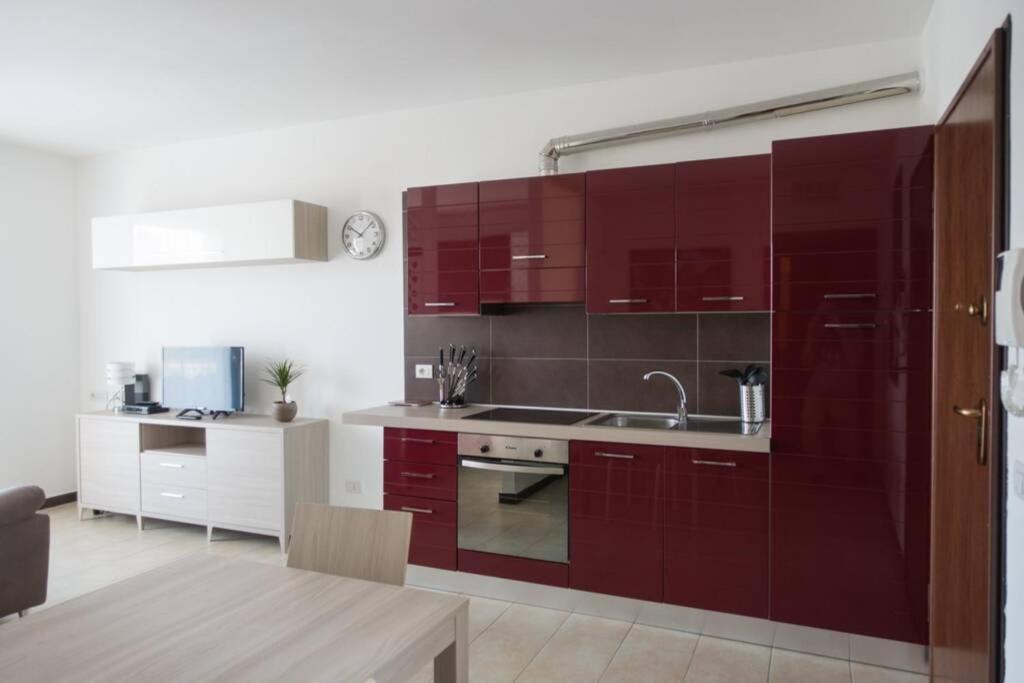 ססטו קלנדה Apartment Victoria, Cozy Studio Flat Near Leonardo Academy מראה חיצוני תמונה