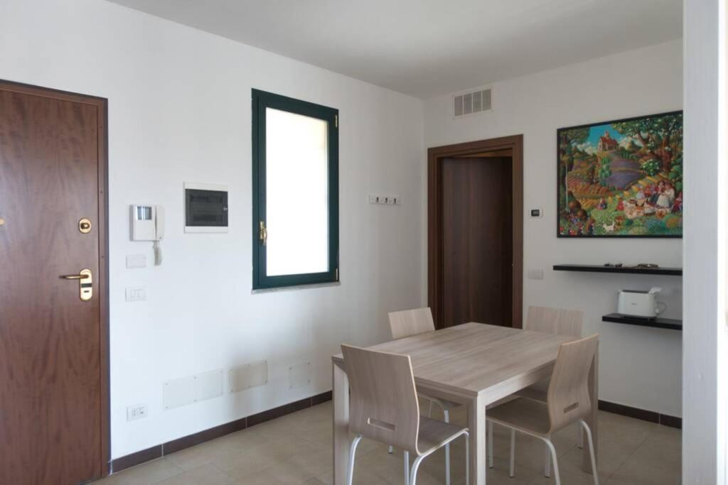ססטו קלנדה Apartment Victoria, Cozy Studio Flat Near Leonardo Academy מראה חיצוני תמונה