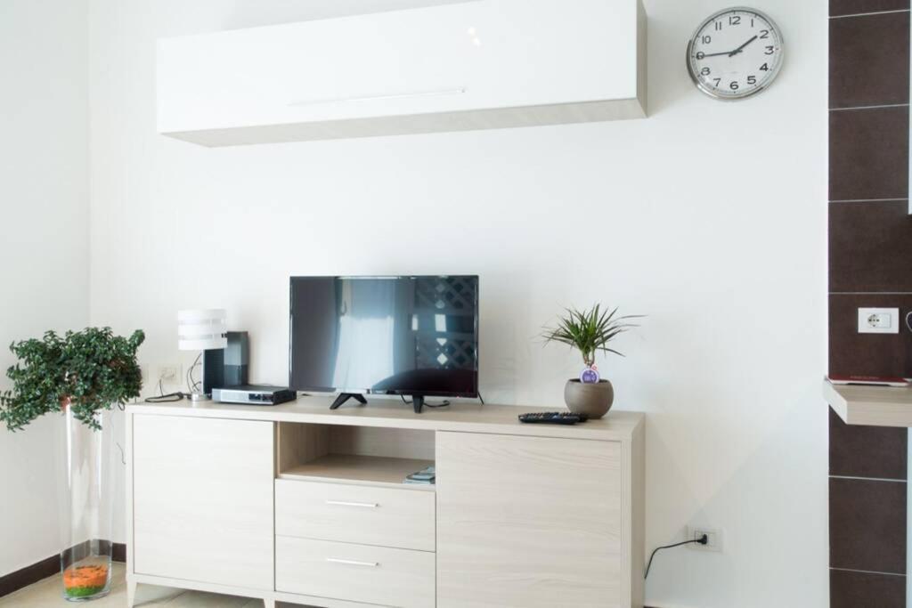 ססטו קלנדה Apartment Victoria, Cozy Studio Flat Near Leonardo Academy מראה חיצוני תמונה